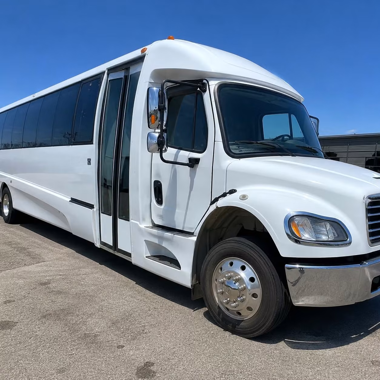 15 passenger minibus
