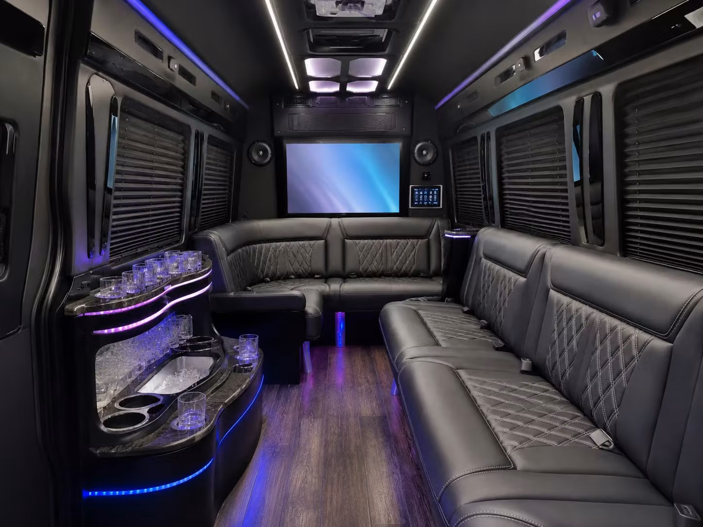 bus rental options for hampton trips