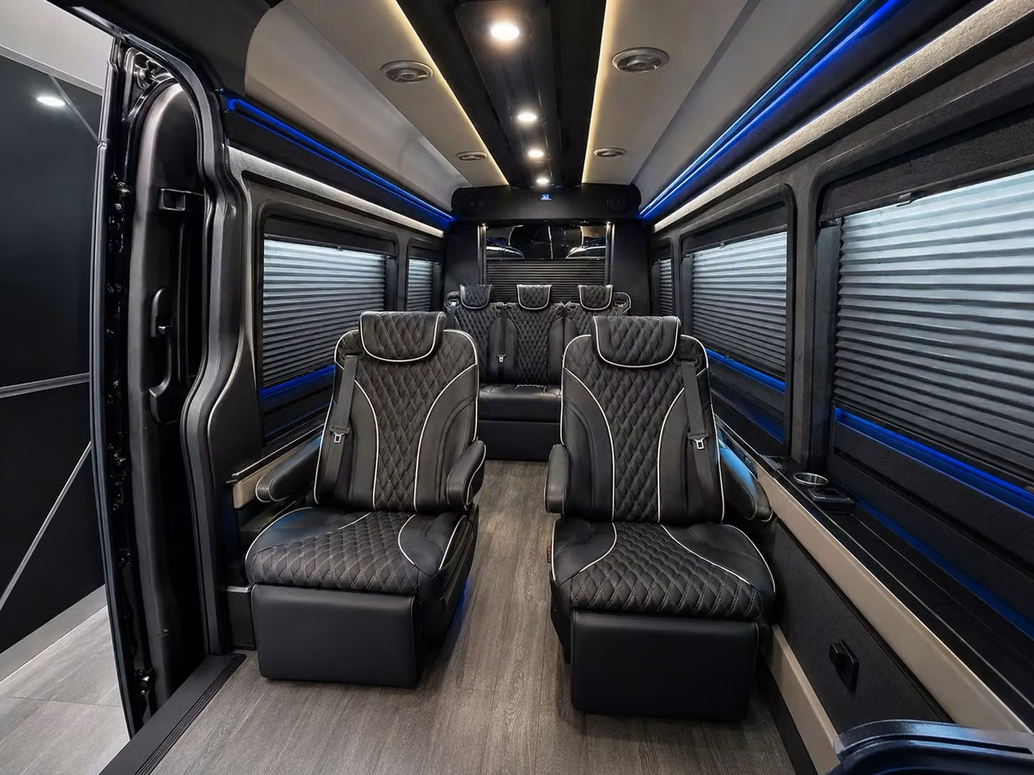 corporate and convention airport shuttles in hampton virginia