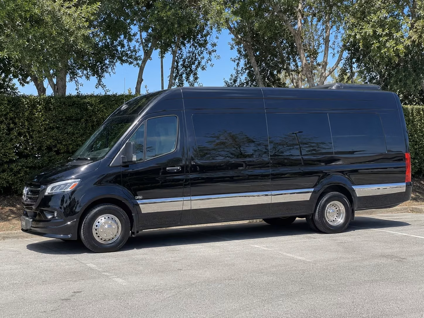 hampton sprinter van rental with driver